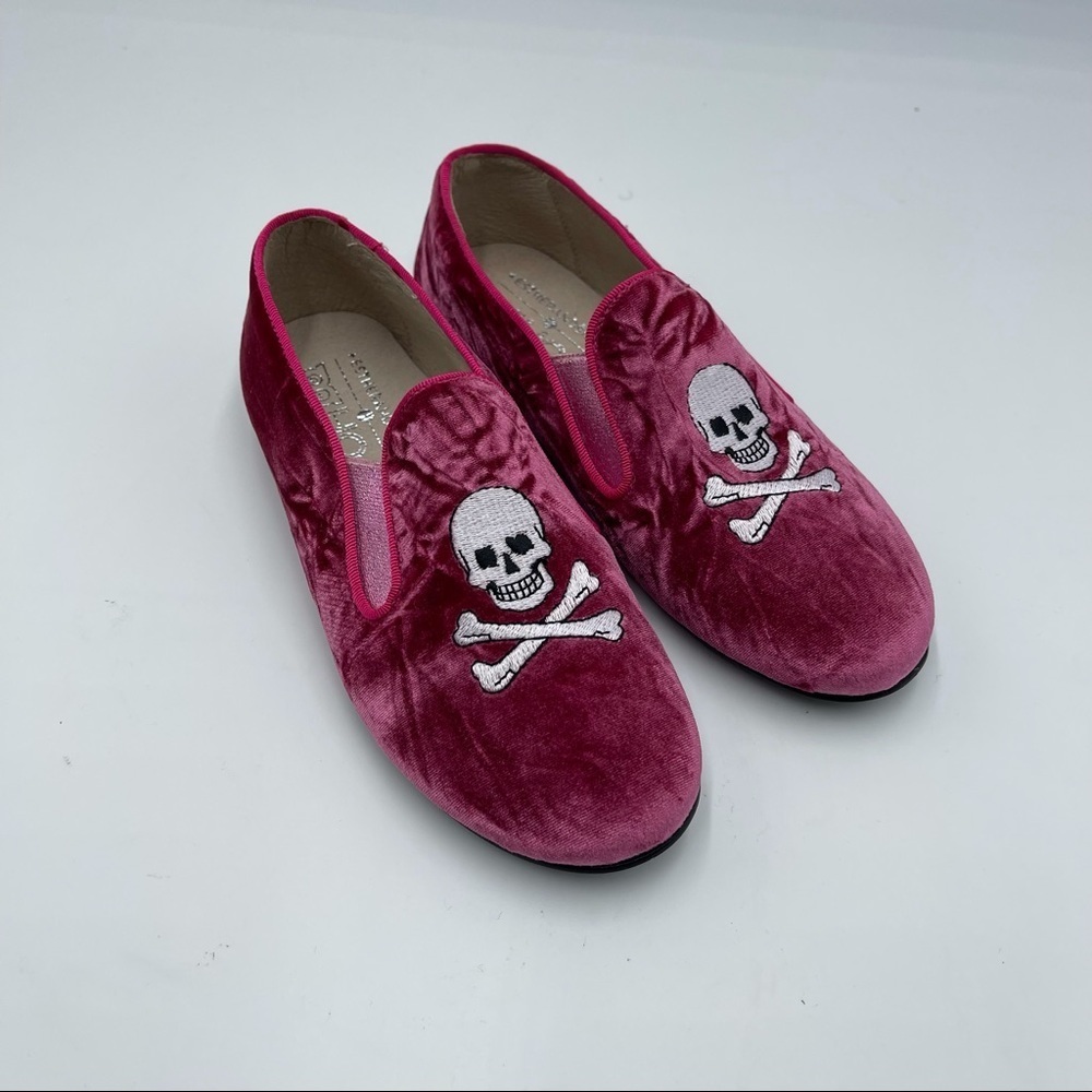 Hoo Barron Skull Smokng Shoe